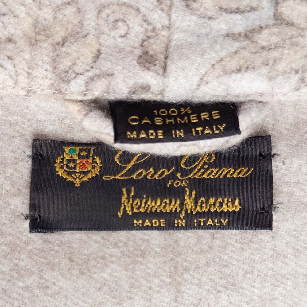 Vintage Loro Piana 100% cashmere robe, quiet luxury loungewear‎ - Picture 3 of 12